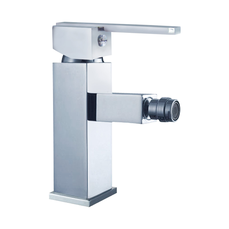 　　BASIN FAUCET CLEANING PRECAUTIONS